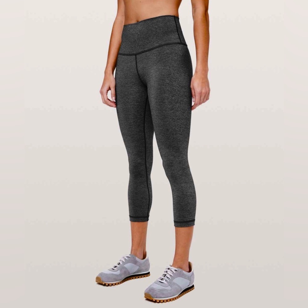 Lululemon gray leggings 24 inch waist size 4
